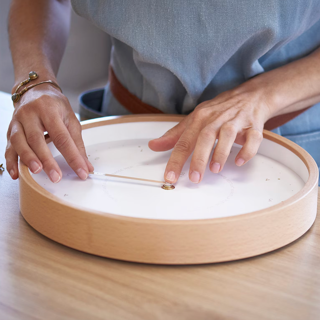 Ocean Clock Beige