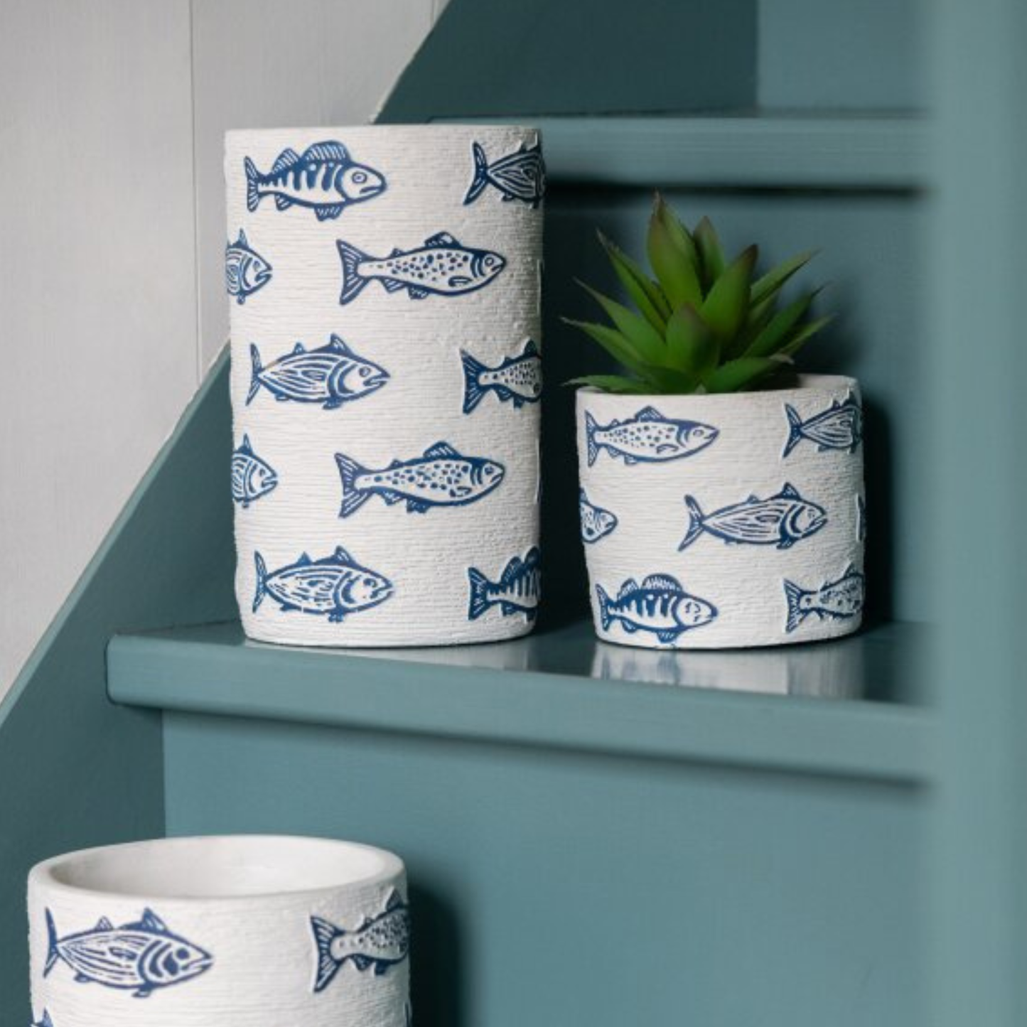 Flowerpot Fish Round Cement